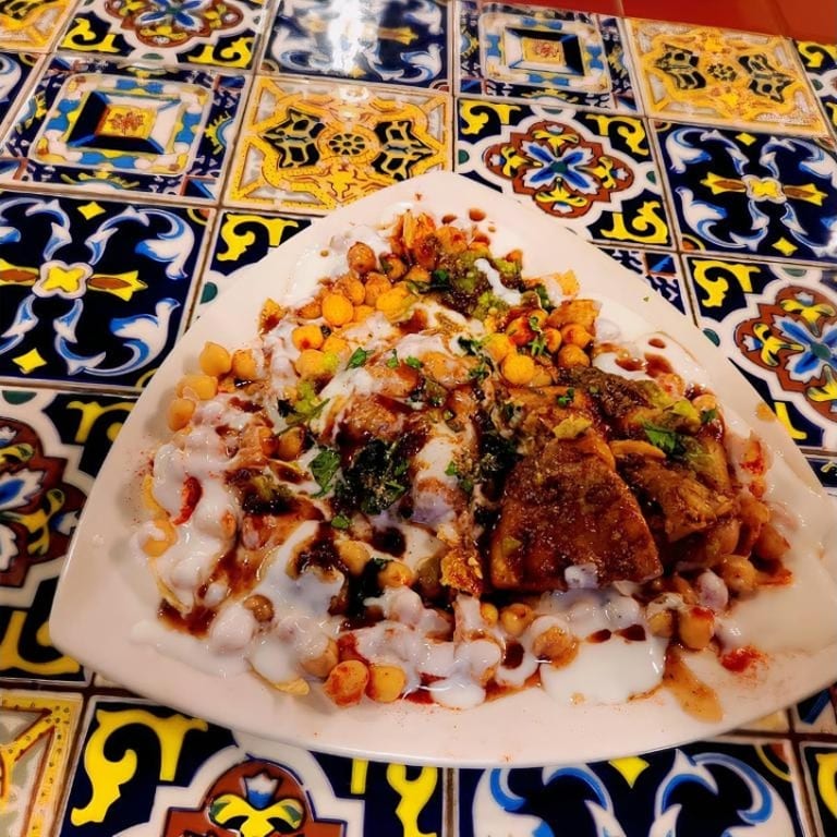 Samosa: A Flavorful Middle-Eastern Delight